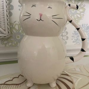 Cat Pitcher